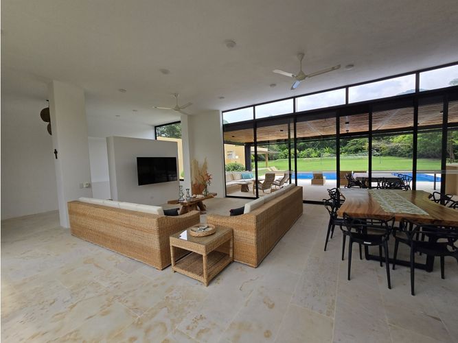 Casa de 4 alcobas en venta en Piamonte, Girardot, 722 m² · foto 7 de 24