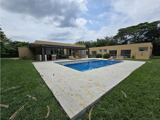 Casa de 4 alcobas en venta en Piamonte, Girardot, 722 m² · foto 13 de 24