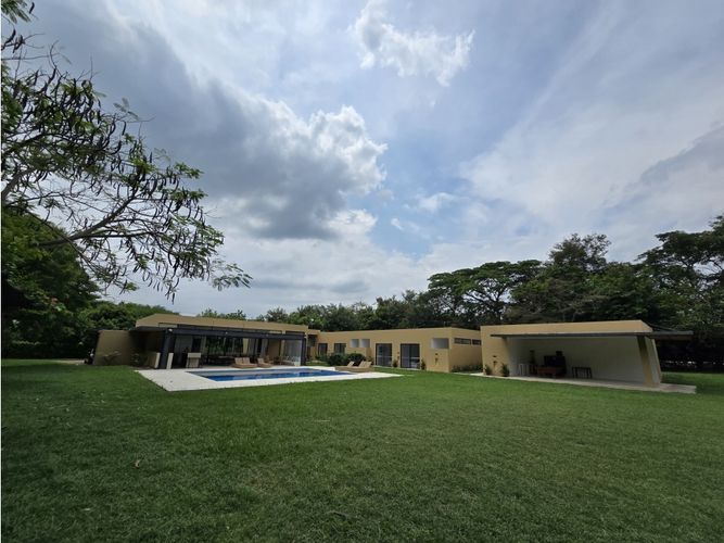 Casa de 4 alcobas en venta en Piamonte, Girardot, 722 m² · foto 21 de 24
