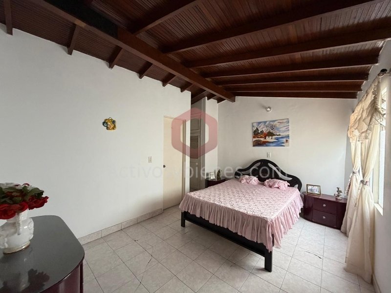 Apartamento en venta en Belén Los Alpes, Medellín · foto 12 de 19