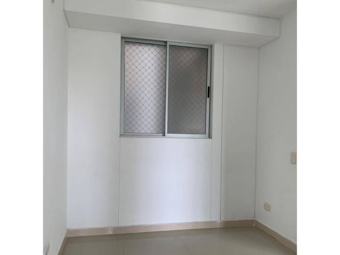 Apartamento de 3 alcobas en venta en Parcelacion Piedra Grande, Cali, 94 m² · foto 4 de 4