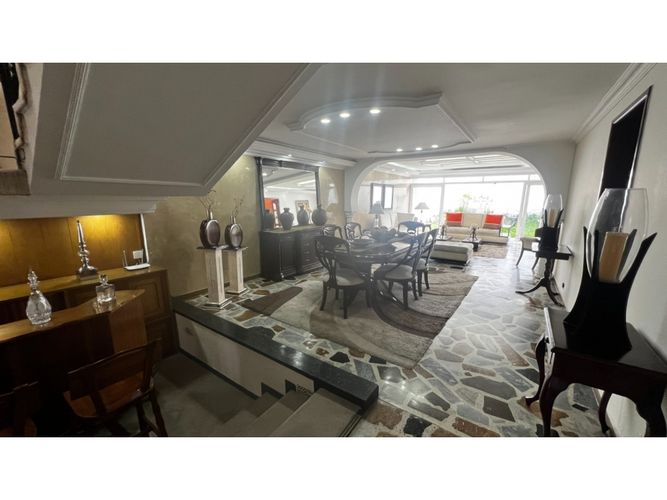 Casa de 4 alcobas en venta en Estoril, Bogotá, 243 m² · foto 4 de 24