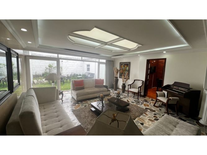 Casa de 4 alcobas en venta en Estoril, Bogotá, 243 m² · foto 7 de 24