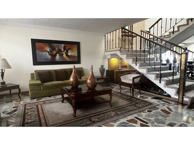 Casa de 4 alcobas en venta en Estoril, Bogotá, 243 m² · foto 9 de 24