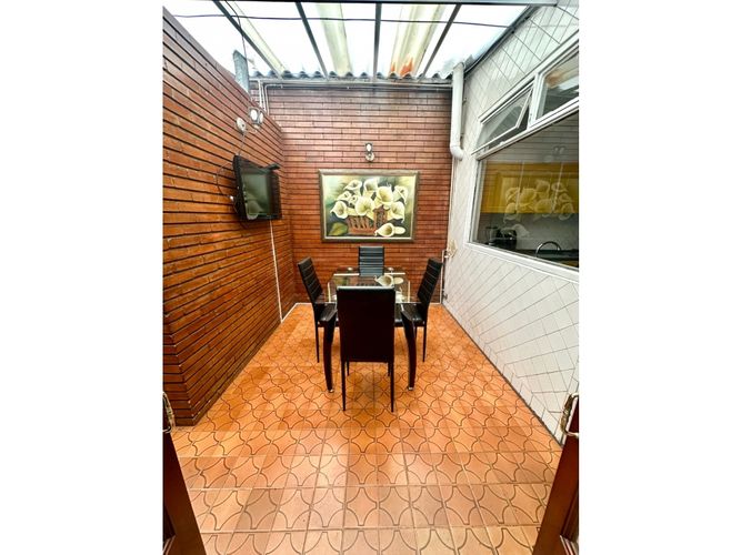 Casa de 4 alcobas en venta en Estoril, Bogotá, 243 m² · foto 10 de 24