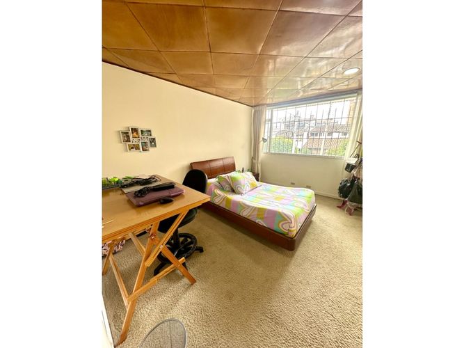 Casa de 4 alcobas en venta en Estoril, Bogotá, 243 m² · foto 17 de 24