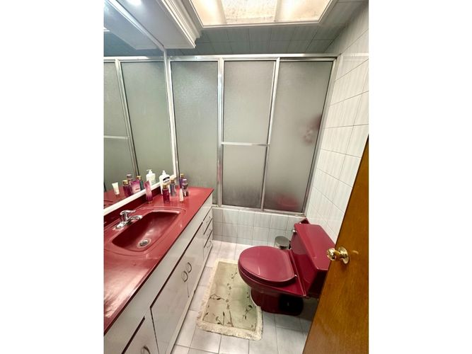 Casa de 4 alcobas en venta en Estoril, Bogotá, 243 m² · foto 23 de 24