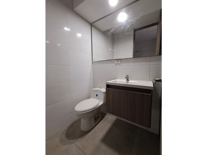 Apartamento de 3 alcobas en venta en Conjunto Residencial Quintas De Florida, Floridablanca, 78 m² · foto 7 de 11