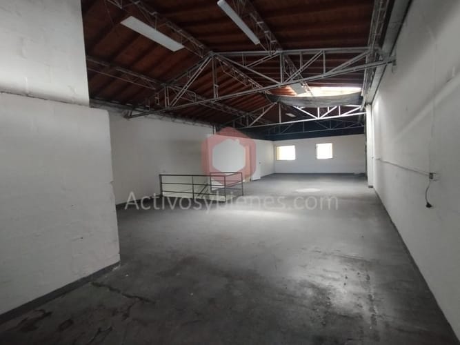 Bodega en arriendo en Colombia, Medellín, 350 m² · foto 11 de 21
