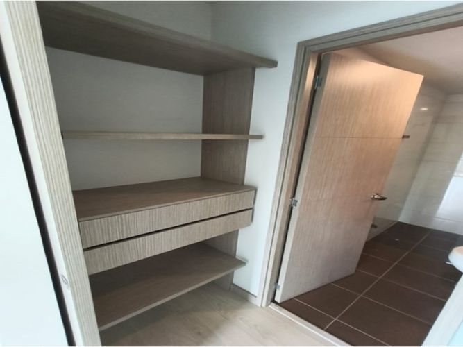 Apartamento en venta en Tres Esquinas, Envigado · foto 6 de 19