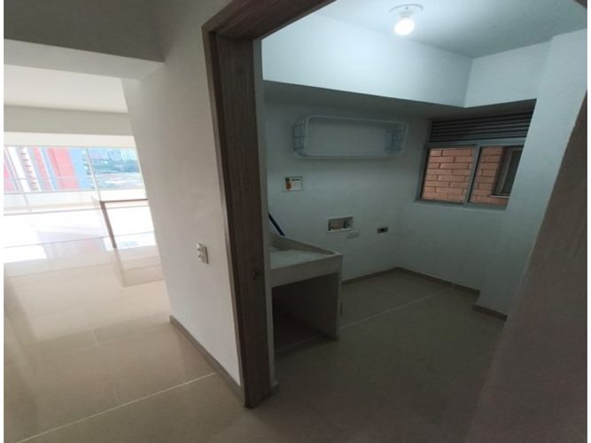 Apartamento en venta en Tres Esquinas, Envigado · foto 14 de 19