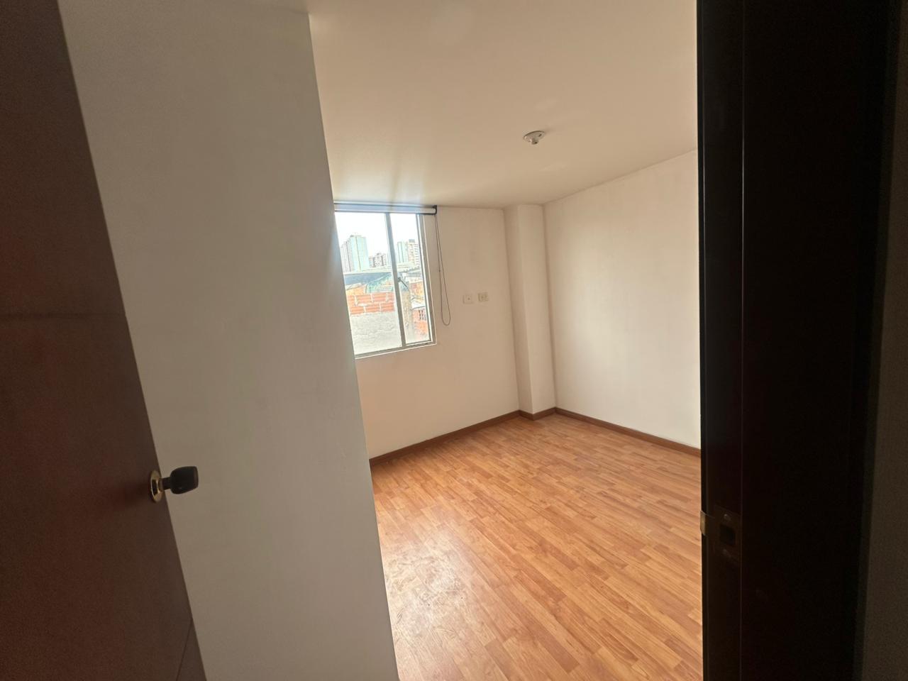 Apartamento en arriendo en Primavera Occidental - Puente Aranda, Bogotá · foto 8 de 10
