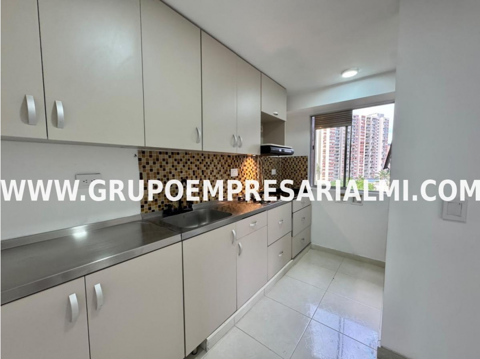 Apartamento en venta en Belén, Medellín 2