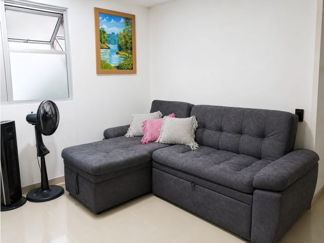 Apartamento en venta en Calasanz, La Estrella · foto 12 de 18