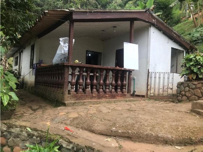 Finca en venta en El Faro, Cali, 17038 m² · foto 2 de 24