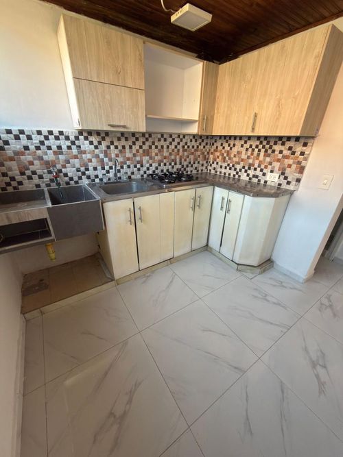 Apartamento de 2 alcobas en venta en El Guabito, Cali, 60 m² · foto 2 de 14
