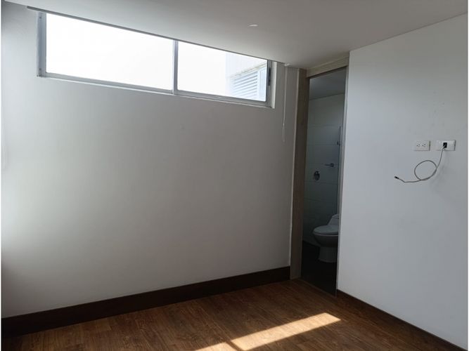 Apartamento de 3 alcobas en venta en Las Lomitas, Sabaneta, 100 m² · foto 5 de 16