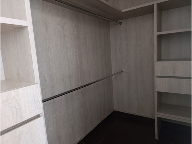 Apartamento de 3 alcobas en venta en Las Lomitas, Sabaneta, 100 m² · foto 11 de 16
