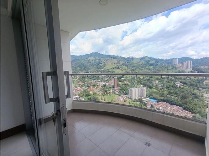 Apartamento de 3 alcobas en venta en Las Lomitas, Sabaneta, 100 m² · foto 16 de 16