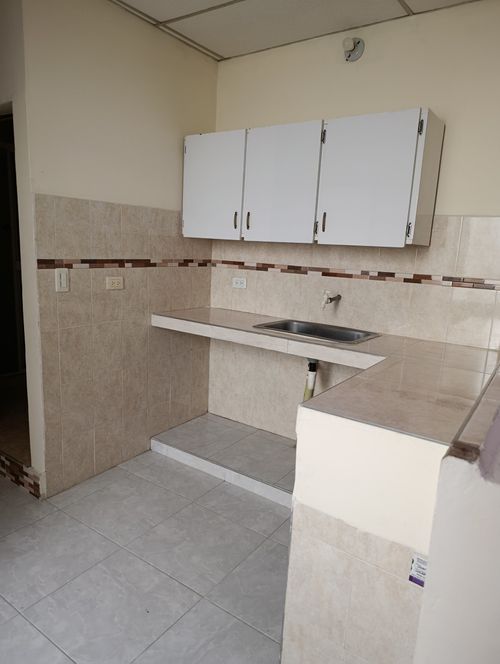 Casa de 6 alcobas en venta en Ciudadela Floralia, Cali, 140 m² · foto 6 de 18