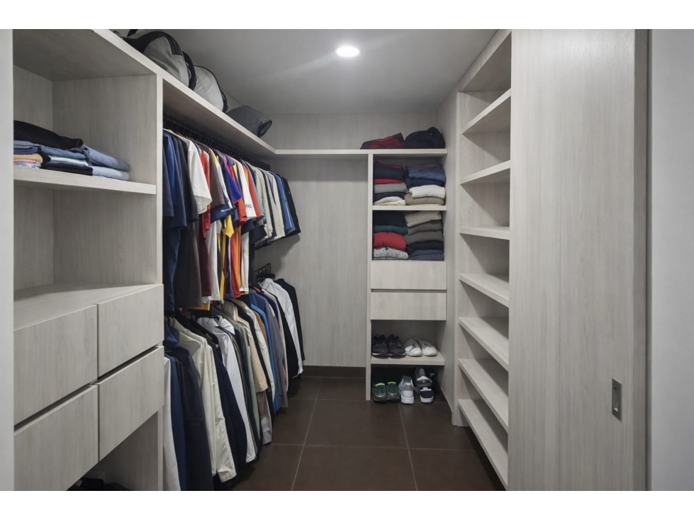 Apartamento en venta en Las Lomitas, Sabaneta · foto 8 de 11