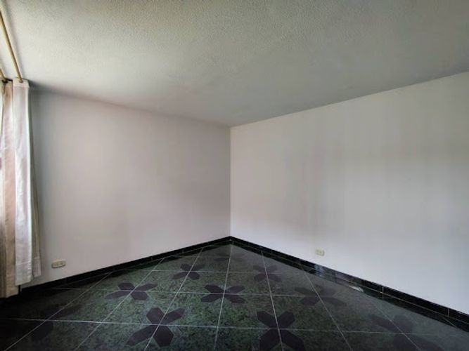 Apartamento de 3 alcobas en venta en Cr. La Grandeza Et. I, Soacha, 57 m² · foto 12 de 24