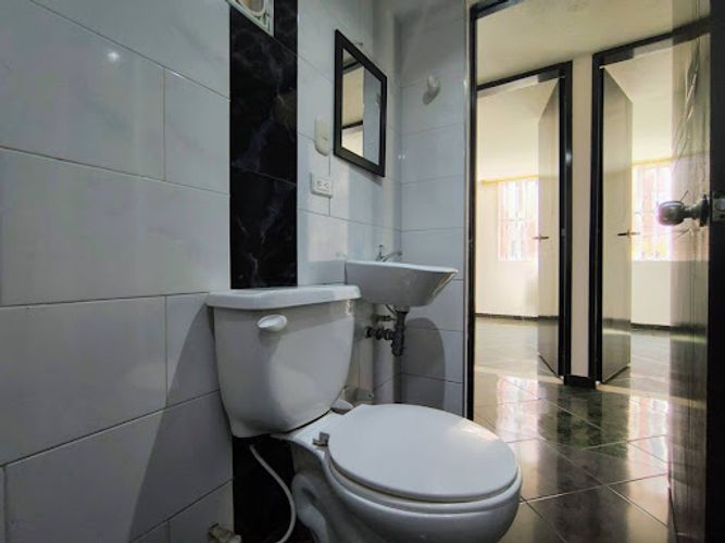 Apartamento de 3 alcobas en venta en Cr. La Grandeza Et. I, Soacha, 57 m² · foto 16 de 24