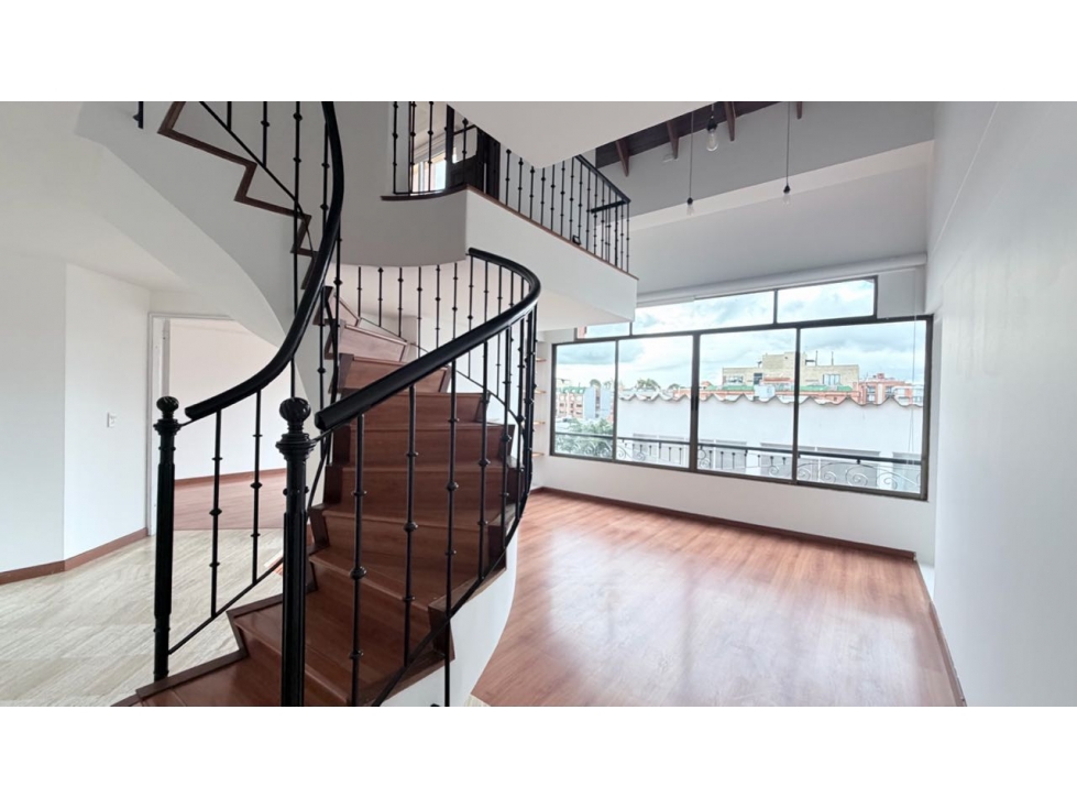 Apartamento en venta en San Patricio, Bogotá · foto 3 de 21