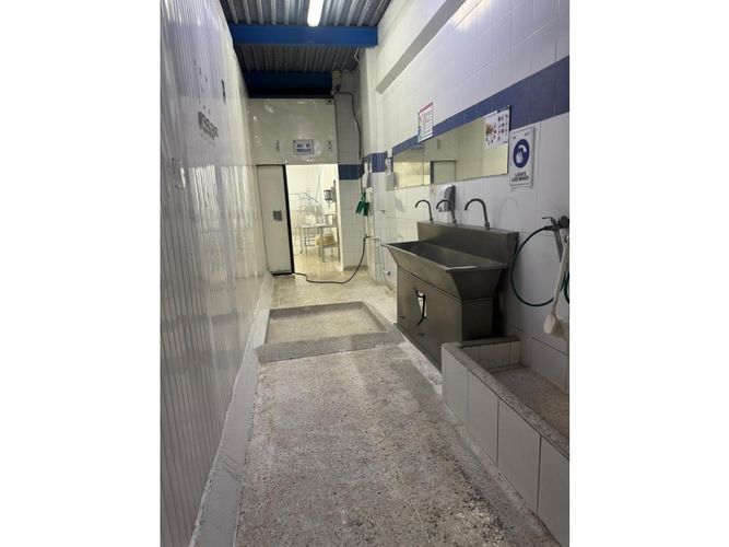 Bodega en arriendo en La Flora, Cali, 849 m² · foto 5 de 16