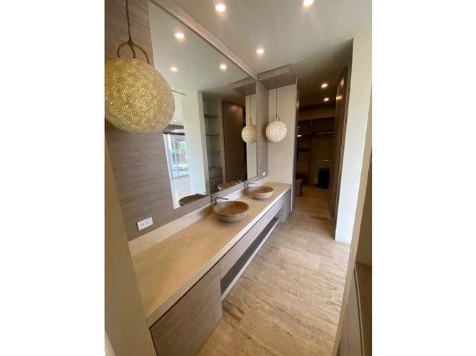 Casa de 5 alcobas en venta en Caney, Cali, 805 m² · foto 10 de 24