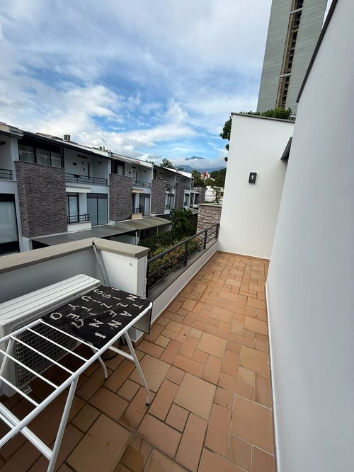 Casa de 4 alcobas en venta en Anillo Vial, Floridablanca, 256 m² · foto 22 de 22