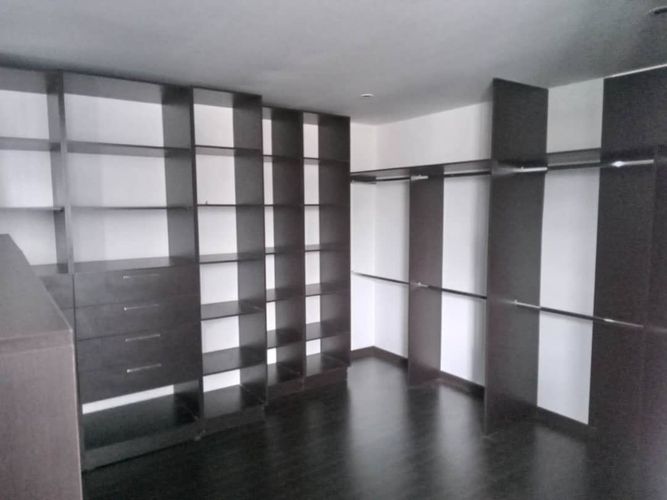 Casa de 5 alcobas en arriendo en Las Margaritas, Bogotá, 320 m² · foto 9 de 20