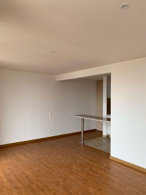Apartamento de 2 alcobas en venta en El Redil, Bogotá, 59 m² · foto 7 de 17