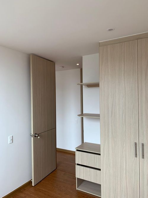 Apartamento de 2 alcobas en venta en El Redil, Bogotá, 59 m² · foto 12 de 17
