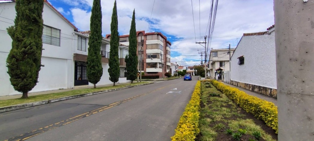 Casa en venta en El Batán, Bogotá · foto 3 de 24