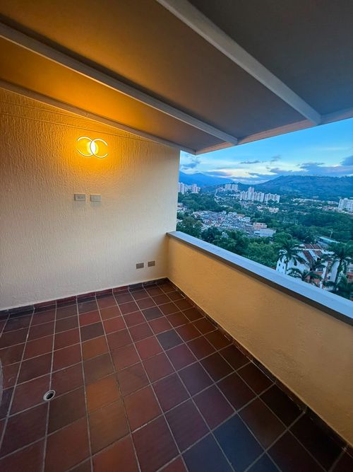 Apartamento de 4 alcobas en venta en Florida Del Country, Floridablanca, 126 m² · foto 12 de 24