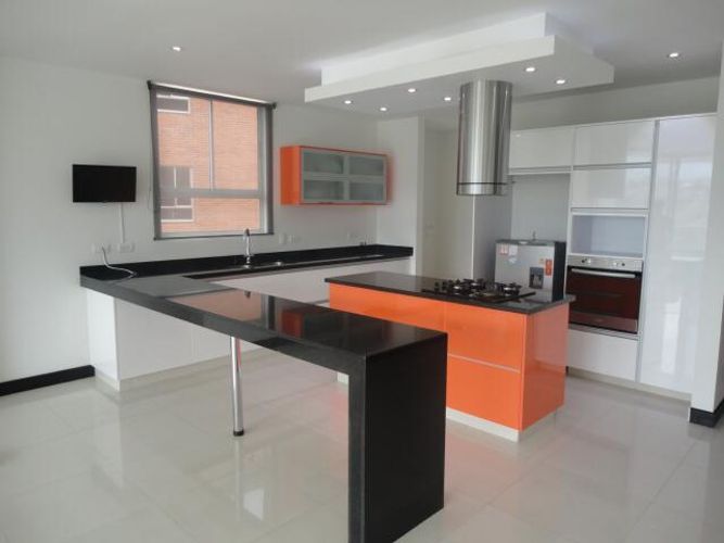 Apartamento de 3 alcobas en venta en Santa Teresita, Cali, 156 m² · foto 4 de 24