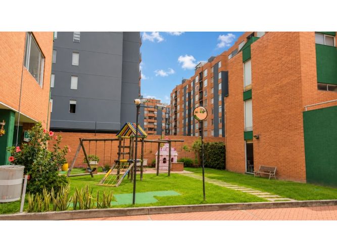 Casa de 3 alcobas en venta en Nueva Colina, Bogotá, 185 m² · foto 16 de 19