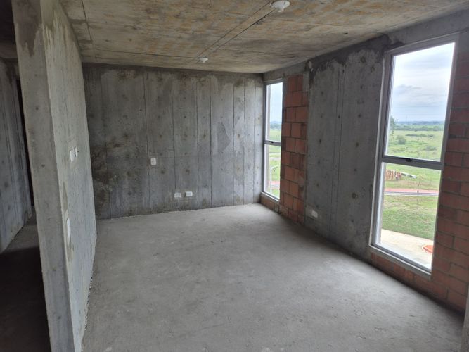 Apartamento de 2 alcobas en venta en Ciudad Pacífica, Cali, 58 m² · foto 2 de 19