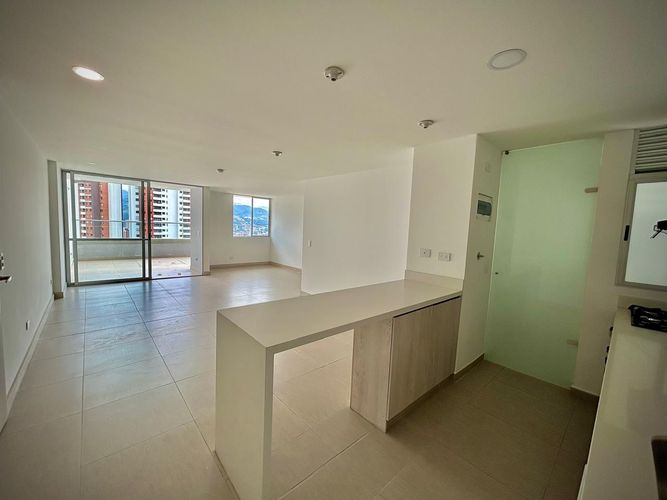Apartamento de 2 alcobas en venta en Las Lomitas, Sabaneta, 75 m² · foto 12 de 18