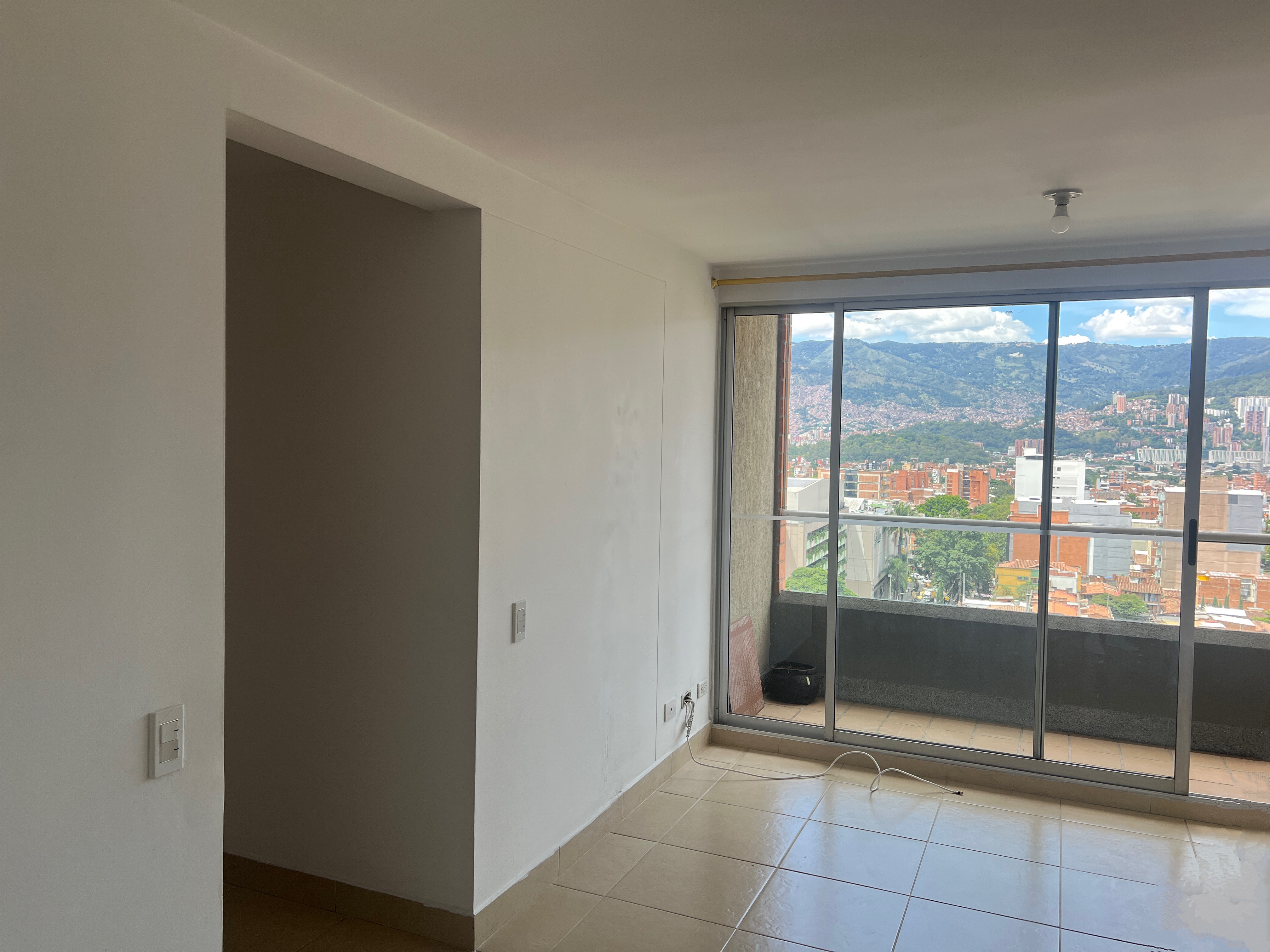 Apartamento en venta en Belén Los Alpes, Medellín 4