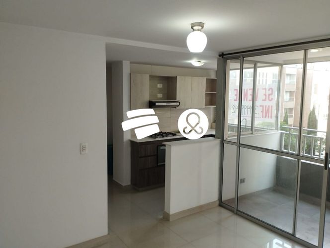 Apartamento de 3 alcobas en venta en Yarumito, La Estrella, 73 m² · foto 2 de 10