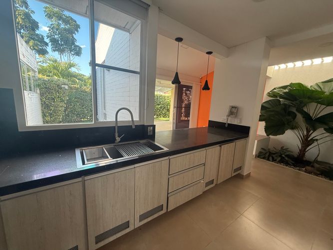 Casa de 3 alcobas en venta en El Castillo, Jamundí, 155 m² · foto 12 de 14
