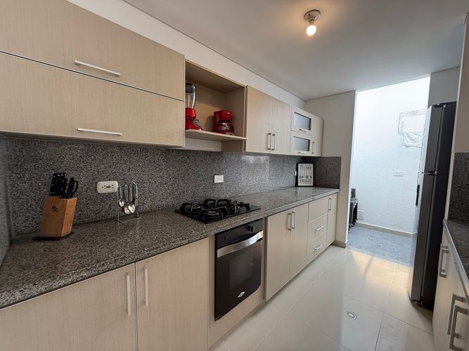 Casa de 4 alcobas en venta en El Castillo, Jamundí, 160 m² · foto 6 de 24