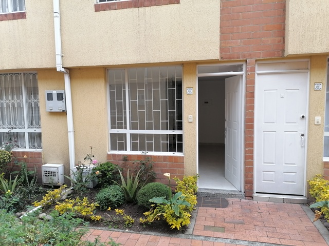 Casa en venta en Mirandela, Bogotá · foto 3 de 20