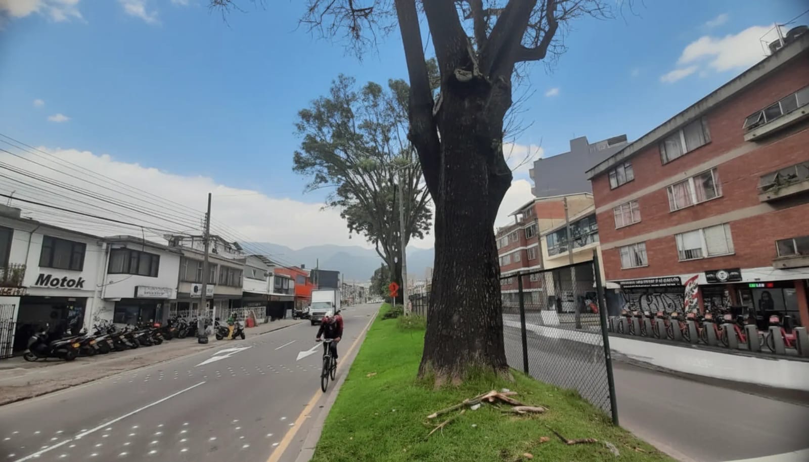 Casa en venta en San Felipe, Bogotá · foto 9 de 12