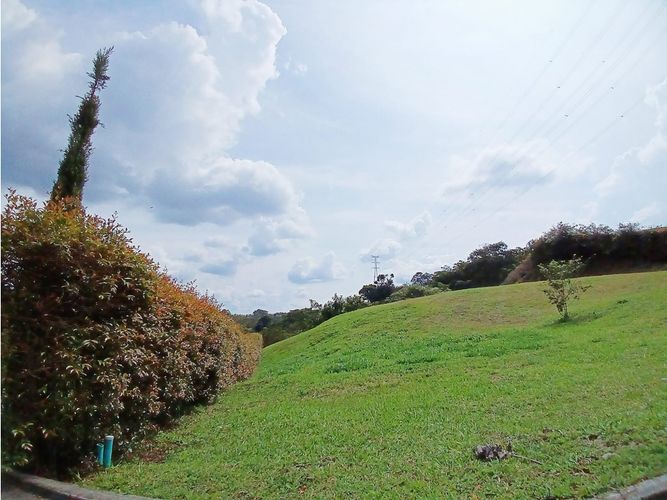 Lote en venta en Hojas Anchas, Armenia, 3427 m² · foto 2 de 5