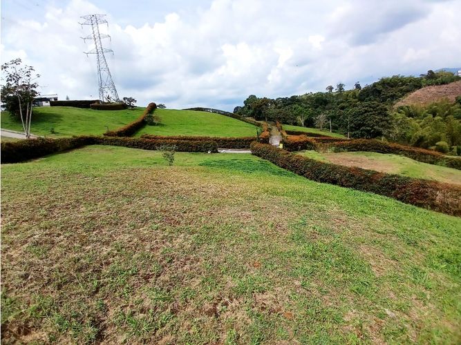 Lote en venta en Hojas Anchas, Armenia, 3427 m² · foto 5 de 5