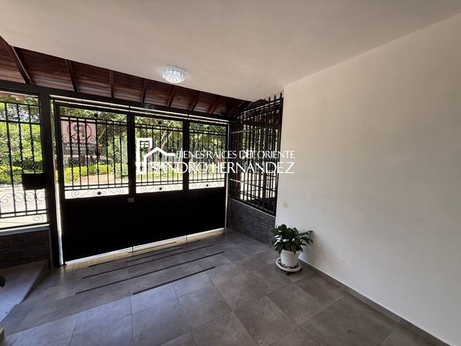 Casa de 4 alcobas en venta en La Campiña, Girón, 176 m² · foto 16 de 20