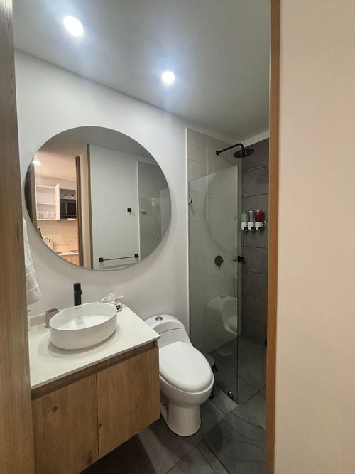 Apartaestudio en venta en Chico Norte, Bogotá, 27 m² · foto 11 de 15